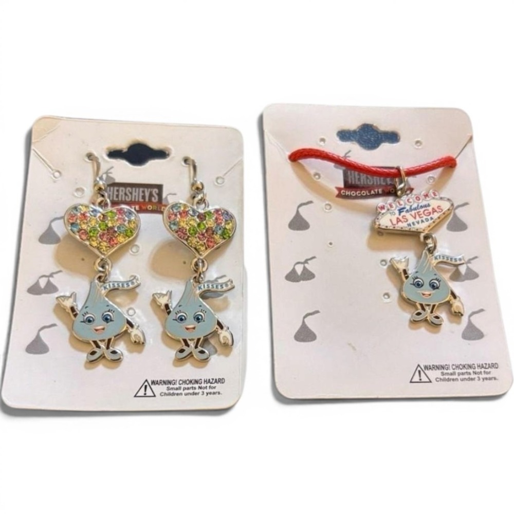 Hershey's Chocolate World Las Vegas Jewelry Set Earrings & Necklace‎ NWT Kiss